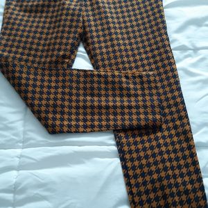 Old Navy Gold & Navy Houndstooth Pants